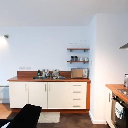 2-Bed Apartment Near City Centre Manchester Bagian luar foto