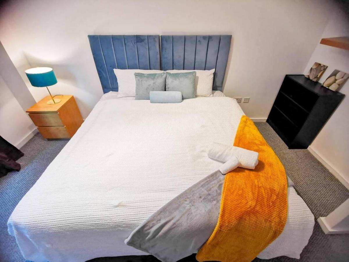 2-Bed Apartment Near City Centre Manchester Bagian luar foto