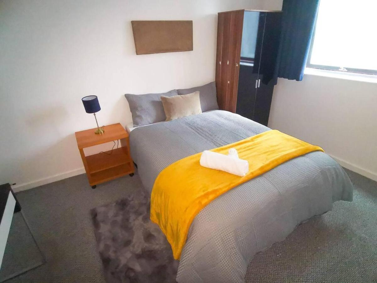2-Bed Apartment Near City Centre Manchester Bagian luar foto