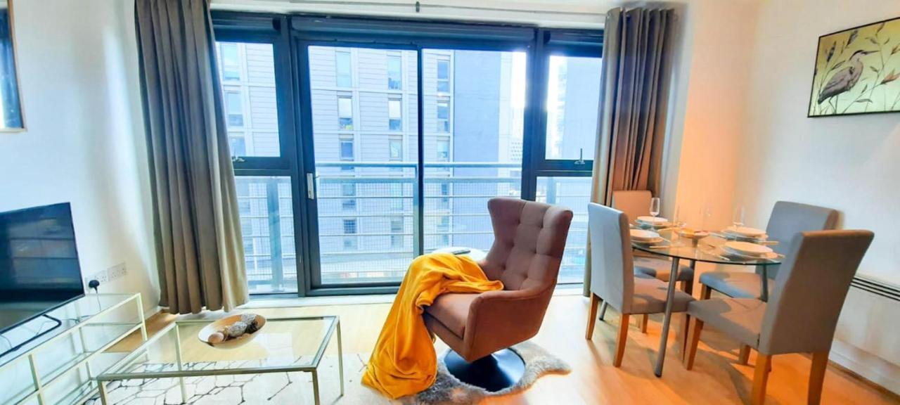 2-Bed Apartment Near City Centre Manchester Bagian luar foto